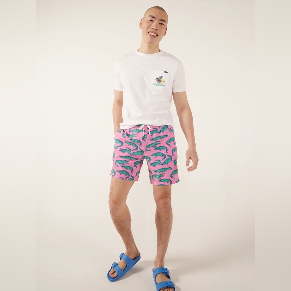 Chubbies The Glades Classic Swim Trunks in Pink Alligator 7” Inseam
